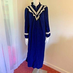 SOLD! VTG Sears Best at Home Wear Zip Front Robe Dark Blue Lace Womens S M